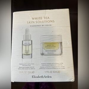 Elizabeth Arden White Tea Skin Solutions Serum & Cream